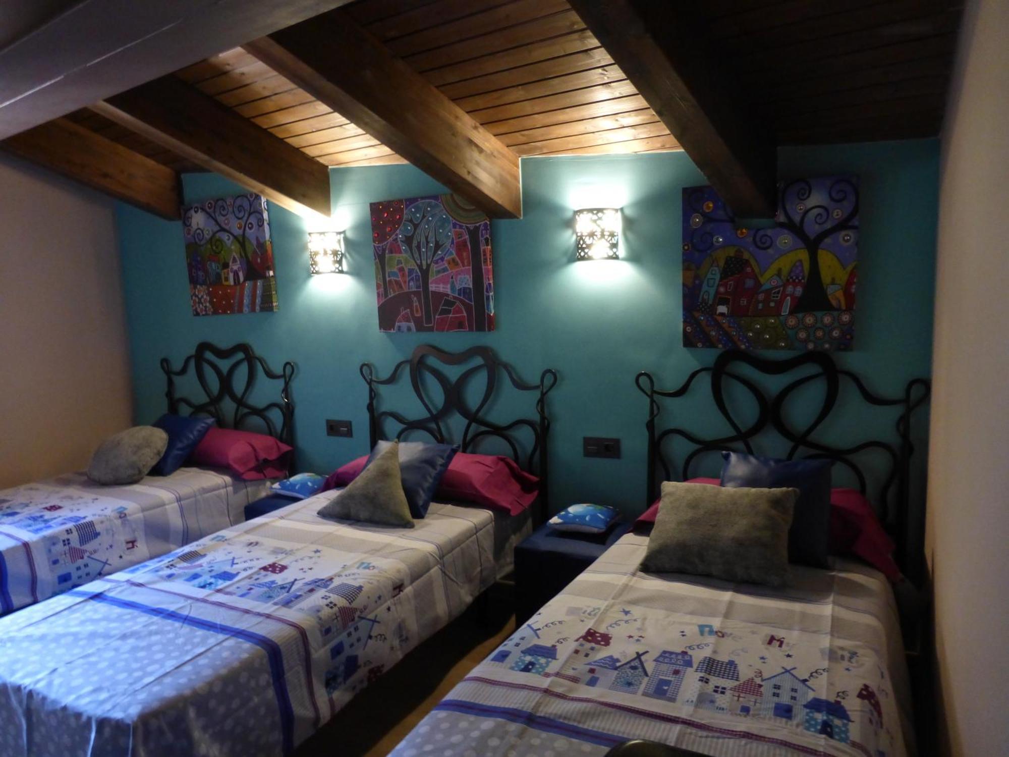 Viladomatrural La Nou de Bergueda Номер фото