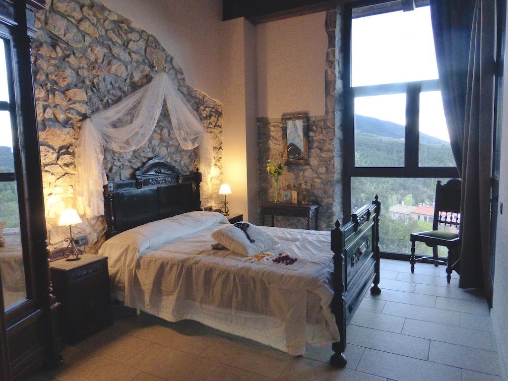 Viladomatrural La Nou de Bergueda Номер фото